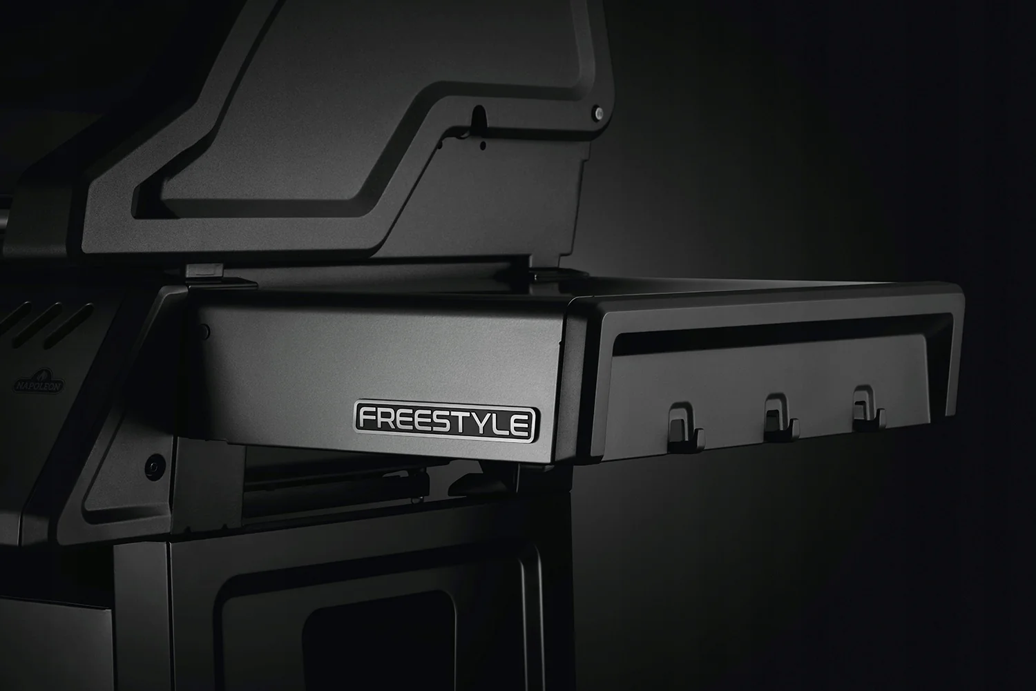 Grill gazowy Napoleon Freestyle 365 12kW Grafitowy — widok produktu